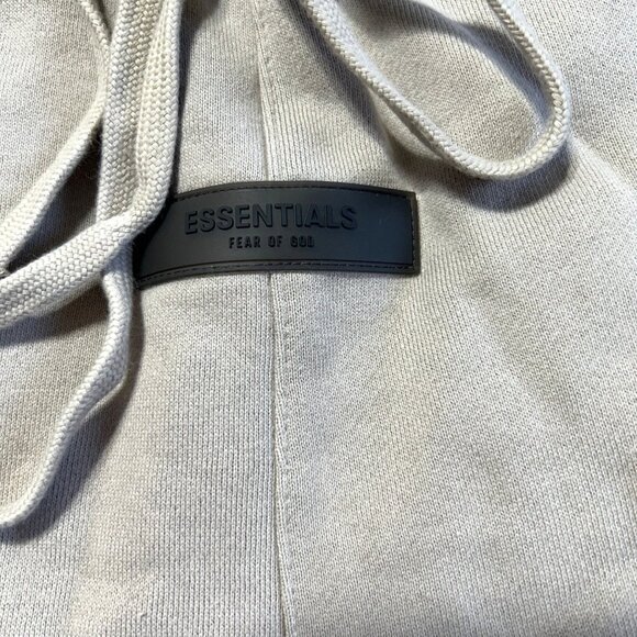 Essentials Fear Of God Mens Small Beige Sweat Shorts Casual Loungewear - Picture 10 of 10